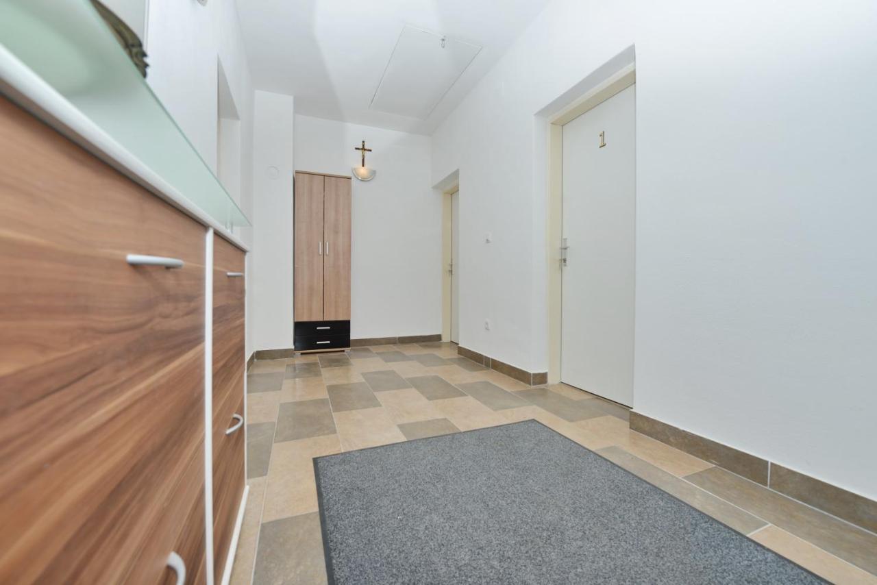 Apartmani L&R ביבינייה מראה חיצוני תמונה