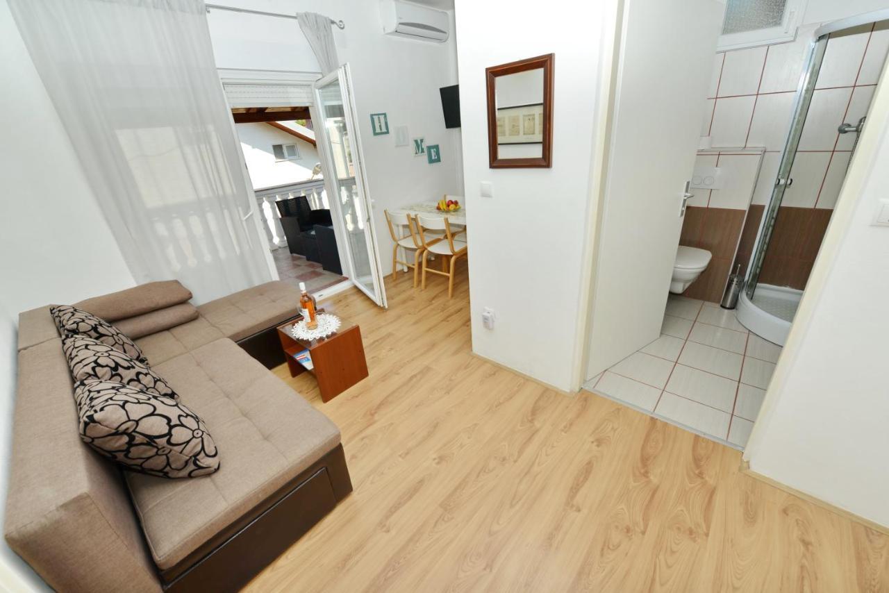 Apartmani L&R ביבינייה מראה חיצוני תמונה