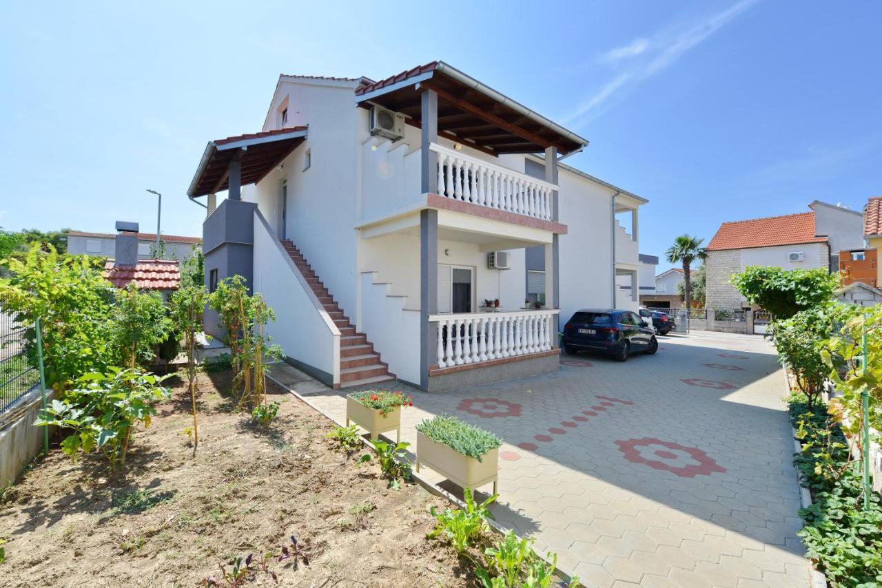 Apartmani L&R ביבינייה מראה חיצוני תמונה