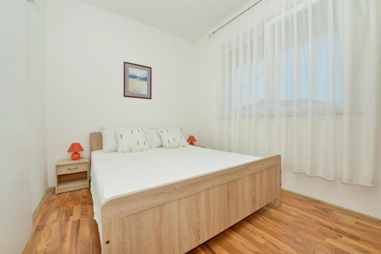Apartmani L&R ביבינייה מראה חיצוני תמונה
