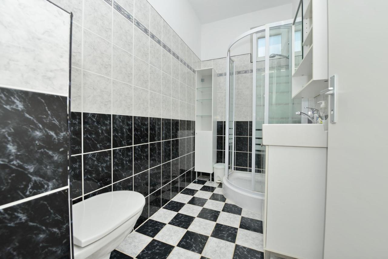 Apartmani L&R ביבינייה מראה חיצוני תמונה