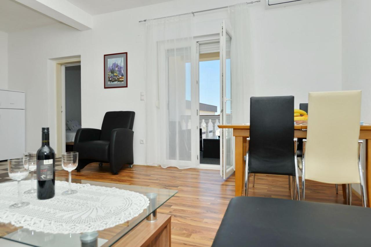 Apartmani L&R ביבינייה מראה חיצוני תמונה